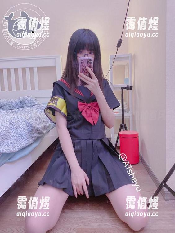 AT鲨的吊带裙合集——超乎你想象的画风