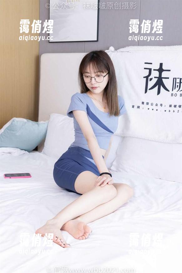 BoBoSocks袜啵啵 - 发现私拍与黑色蕾丝船袜的深度结合！小甜豆的原图带来了一场视觉的小聚会。