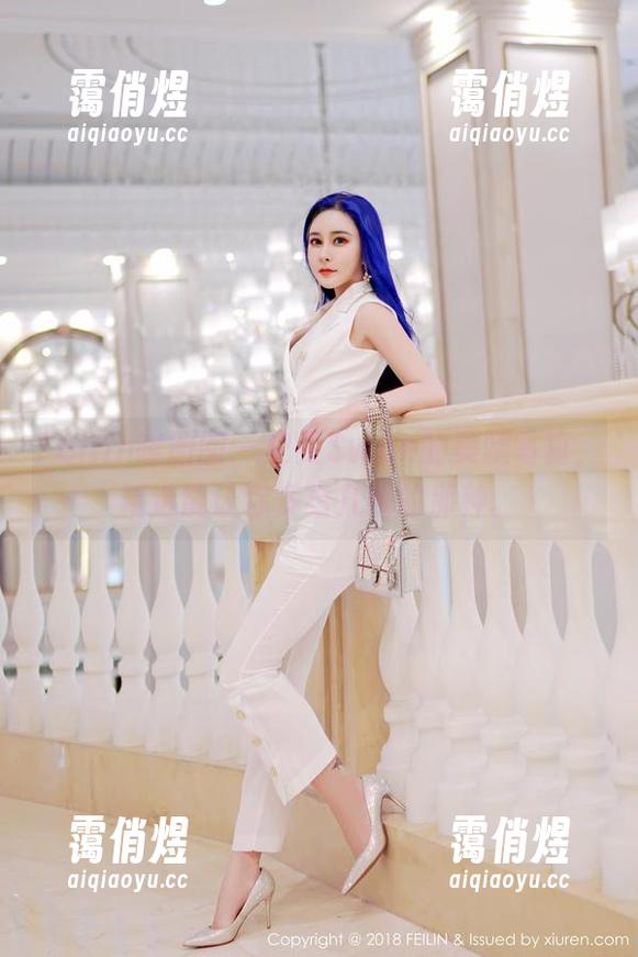 Feilin嗲囡囡-史雯Swan Feilin嗲囡囡 - 史雯Swan的美腿写真,精选能让你多看几眼的那种。