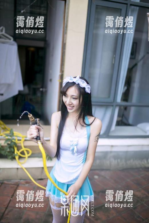 GIRLT果团网-林弯弯 GIRLT果团网 - 看林弯弯在白裙里把优雅穿出了新高度,合集里的每一帧都让人意外!