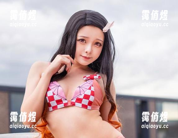 Hachi小芭 Hachi小芭的少女之路:写满了福利的每一帧作品