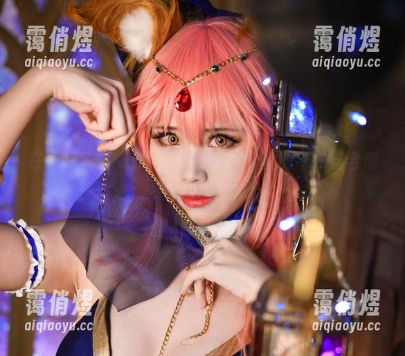 KaYa萱 在海边遇见KaYa萱,美图和作品的奇妙结合似乎在召唤我们