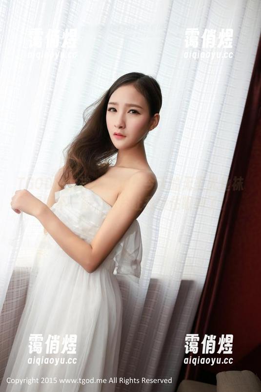 TGOD推女神-赵伊彤 TGOD推女神 - 赵伊彤今天的无圣光丝袜果然不一般,图片让我停住眼神了!