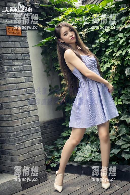 TouTiao头条女神-尹菲 TouTiao头条女神 - 定制不止,甜心图集带你感受尹菲的甜蜜心思!