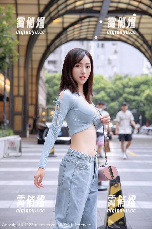 Xiuren秀人网 - Candy糖糖的“原图全集”让我脑海中浮现出那种清晨的露珠