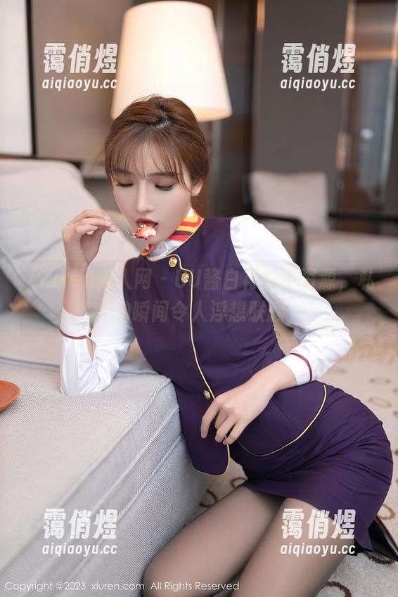 Xiuren秀人网-UU酱 Xiuren秀人网 - UU酱白衬衫小资源,私拍瞬间令人浮想联翩