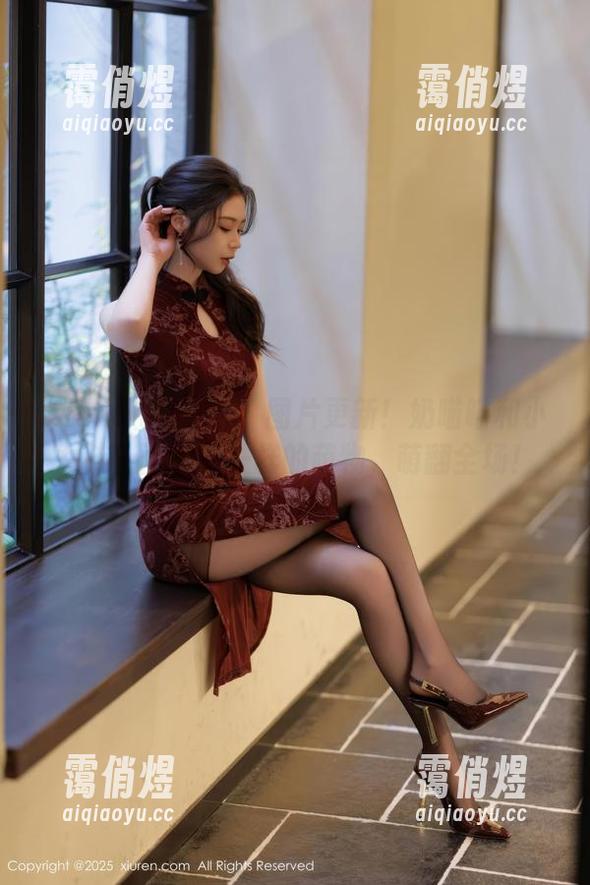Xiuren秀人网-奶喵喵 Xiuren秀人网 - 图片更新!奶喵喵和小女孩,两只不一样的萌物,萌翻全场!