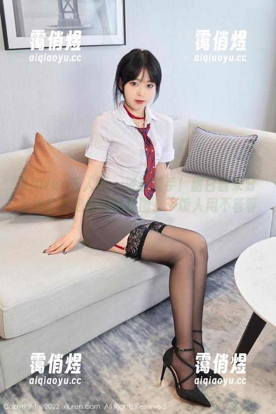 Xiuren秀人网-甜白酱 Xiuren秀人网 - 浴缸捕手!甜白酱来分享她的泡泡捉迷藏套图,干饭人用不着等!