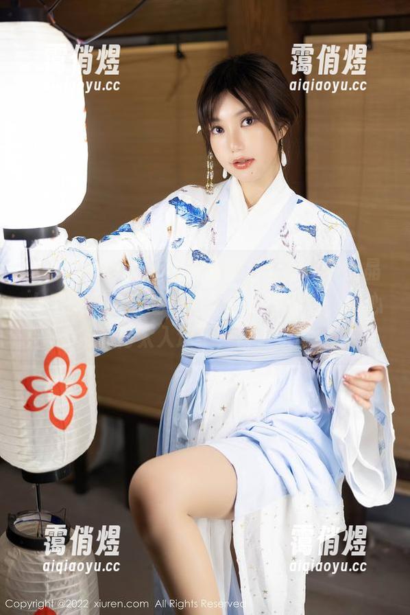 Xiuren秀人网-邹晶晶女王 Xiuren秀人网 - 最新粉色套图,邹晶晶女王就像甜甜圈一样,糖衣厚厚的,小心别看得太入迷了,胃会抗议。