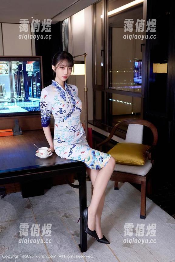 Xiuren秀人网-顾楚楚Maily Xiuren秀人网 - 图片大集合!顾楚楚Maily的长腿福利又来啦!