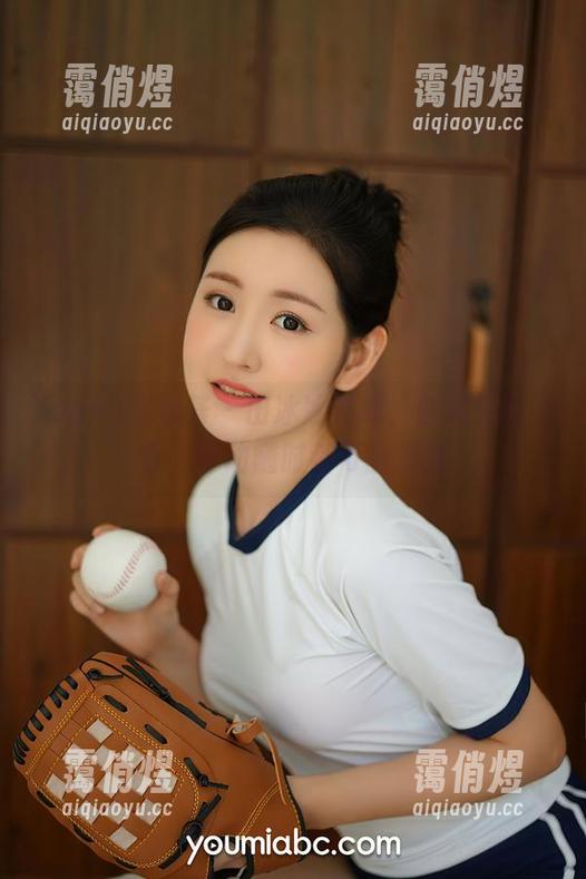 YouMi尤蜜荟-田冰冰 YouMi尤蜜荟 - 田冰冰在线,曲线无处不在,悸动随时都可能爆发