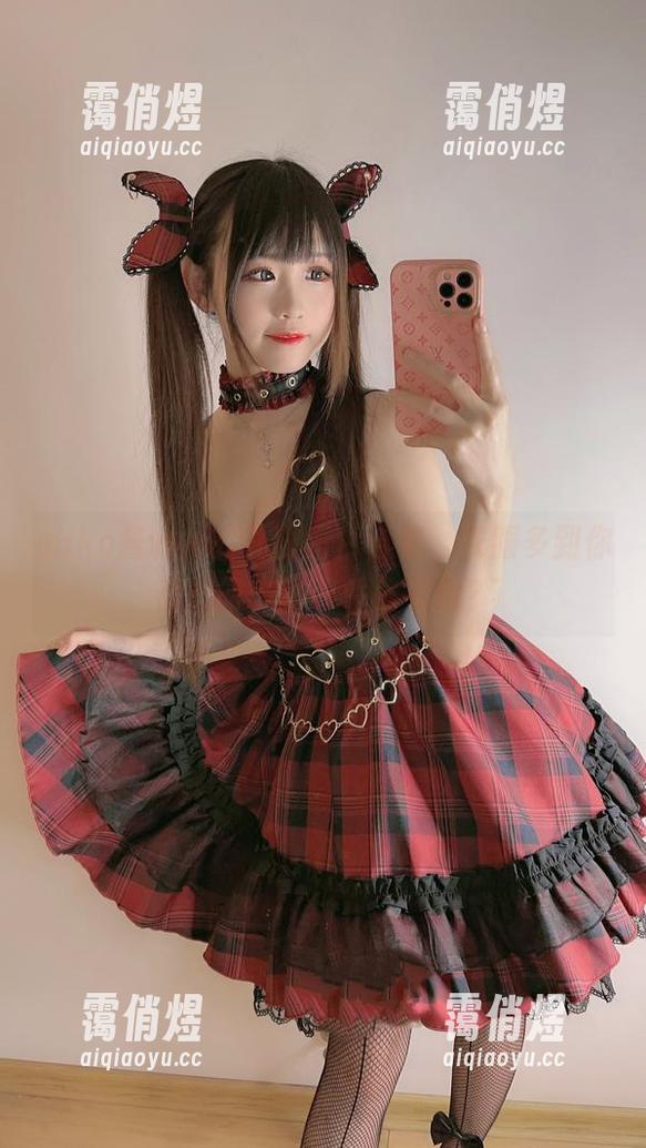 miko酱ww miko酱ww的礼服图片合集,衣服多到你都想问:哪一件最有趣?