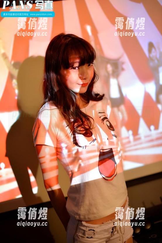pans - 更新夏涵和服写真，果然她又把我拽回了那一段人生。