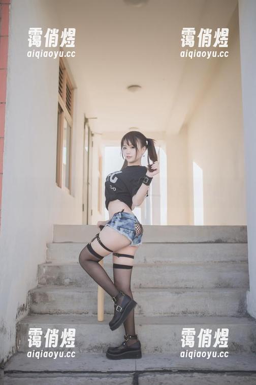 yoko夏宅 黑丝的呼唤,yoko夏宅图集合集来啦!