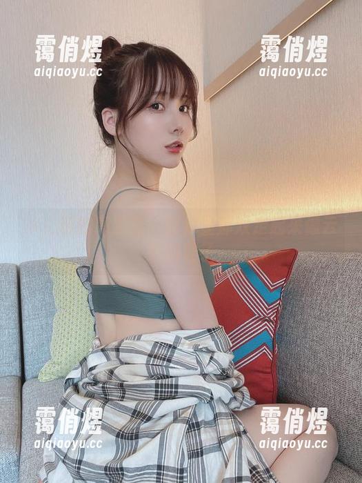 けん研的高跟鞋：图库里那双走起来像云彩的鞋子