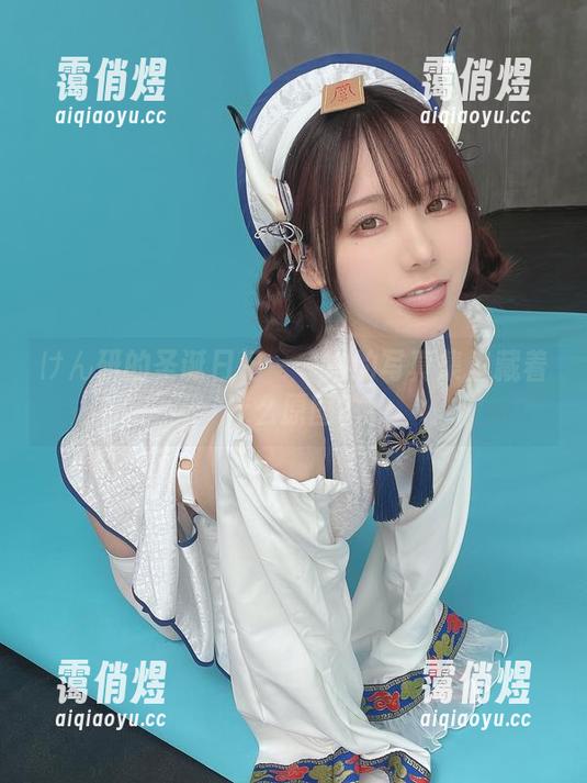 けん研的圣诞日记——她的写真集里藏着什么原图？