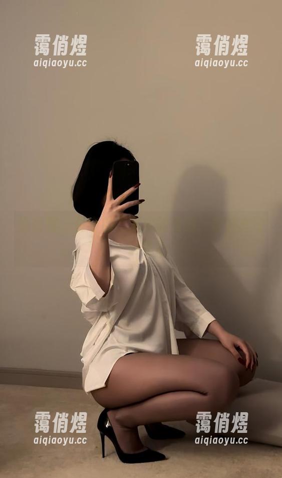 微密圈 - 保守的二舅妈的美图，舅妈出没，请小心