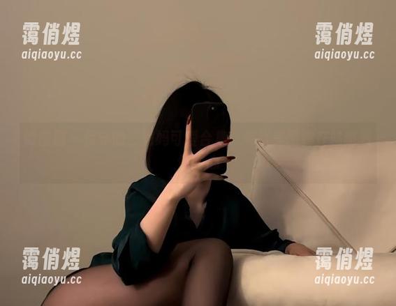 保守的二舅妈 微密圈 - 保守的二舅妈可爱合集:每张美图都在咯噔着你的心