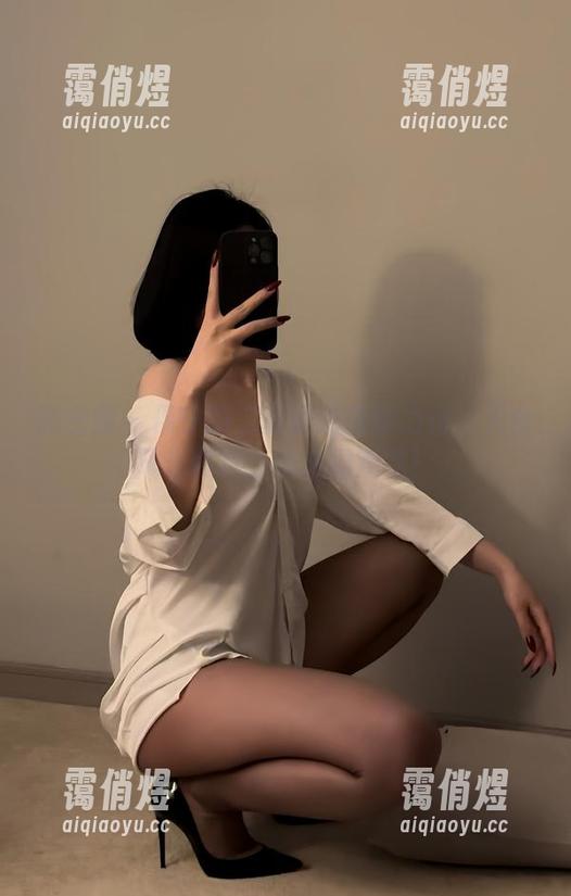 保守的二舅妈 微密圈 - 保守的二舅妈的最新力作:天台风光照片,快来围观吧!