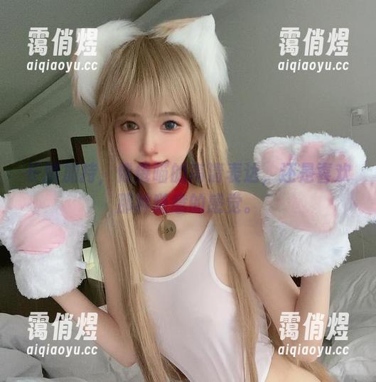 长腿加持，倦倦喵的高清表达，还是喜欢那种随意的感觉。