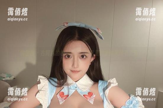 古阿扎 微密圈 - 古阿扎的校园暴击:图包里的学姐风情不足道!