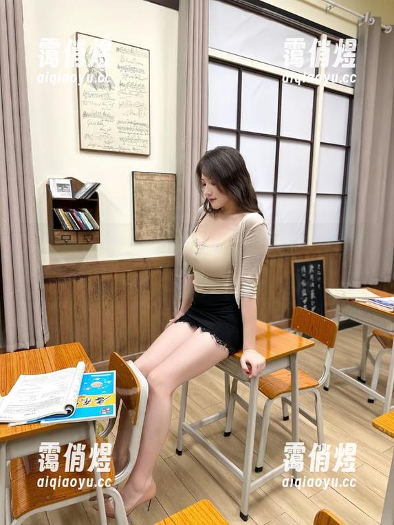 微密圈 - 可可西yyy的这组图片，真难得，身姿如斯，回头率爆表到不行。