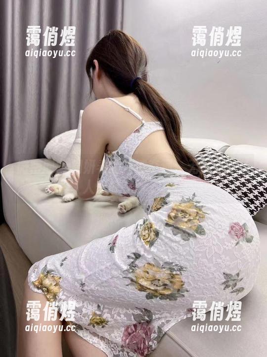微密圈 - 周妍希的海滩奇遇：无圣光却让人想躲在沙子里！