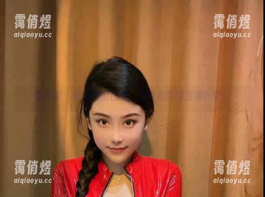 奶雯 微密圈 - 看奶雯的图包,思考衣服的凉快哲学!