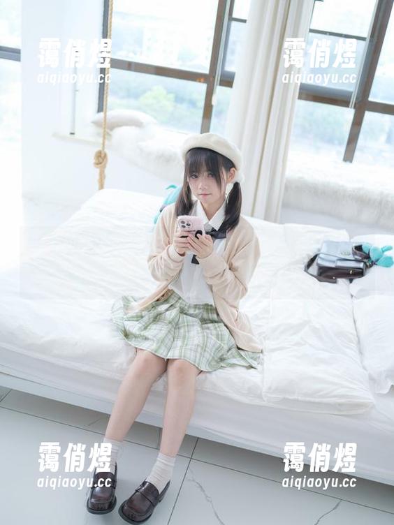 少女秩序-小葵 少女秩序 - 当小葵遇上白裙:私房图片里悄悄的春日氛围