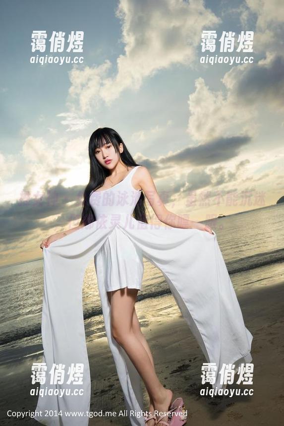 推女神-娜依灵儿 推女神 - 免费的泳池写真,虽然不能沉迷,但娜依灵儿值得你瞟一眼。