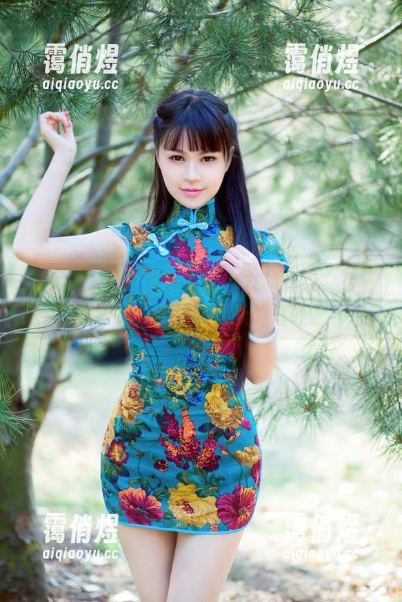 推女郎 - 原图解构！小九九的豹纹，看着看着我突然想到秋天的落叶。