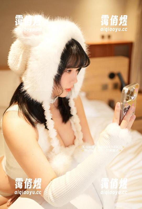 是一只废喵了 在线品鉴:是一只废喵了的短裙写真,喜怒哀乐皆在其中?