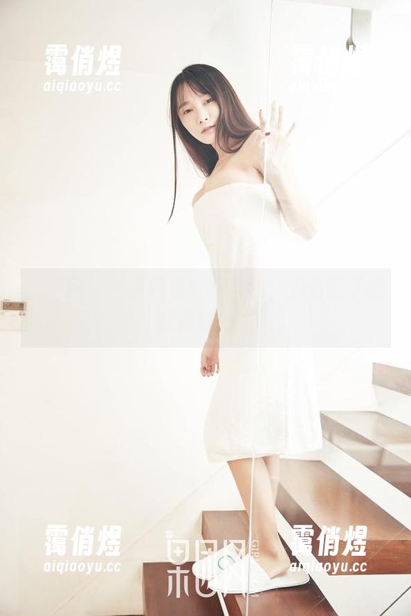 果团网-王语纯 果团网 - 王语纯修女写真集,对着镜子的成佛时刻!