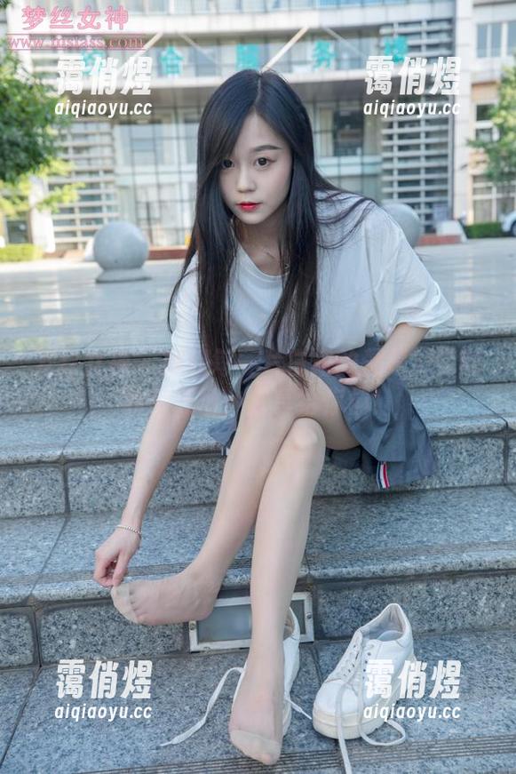 梦丝女神-刘诺 梦丝女神 - 撑起每一片白裙的都是刘诺的独特气场,分享给你们!