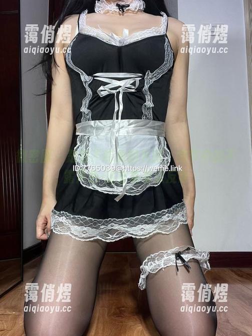 楚楚不吃鱼 微密圈 - 楚楚不吃鱼的礼服,细节中的不露声色-这全集有点反常