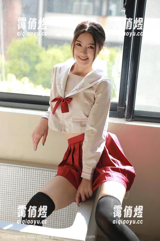 模范学院-韩好甜 模范学院 - 韩好甜的户外套图分享,真的爱了,连呼吸都是清新的味道!