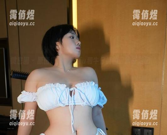 瑜瑾u 微密圈 - 原图震撼!瑜瑾u和牛仔裤的日常奇遇记,不看后悔!