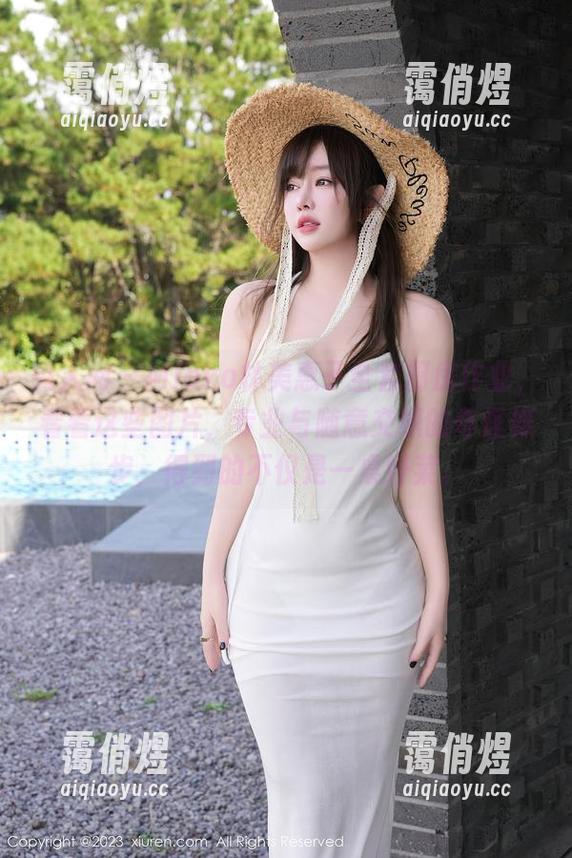 秀人网 - Mieko林美惠子全套厨房作业，看看这些图片，专业与随意交织的奇怪舞步，得到的不仅是一桌好菜。