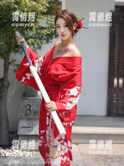 秀人网 - 欢迎加入Mieko林美惠子的私拍合集，白色就像冰淇淋，让人一言难尽。