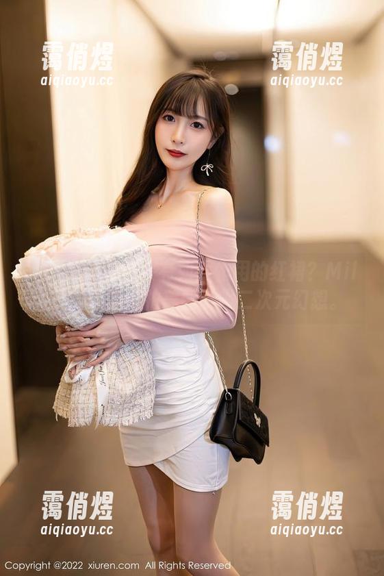 秀人网-Mila豆嘟嘟 秀人网 - 怎么会有如此作用的红裙?Mila豆嘟嘟的私拍美图引发二次元幻想。