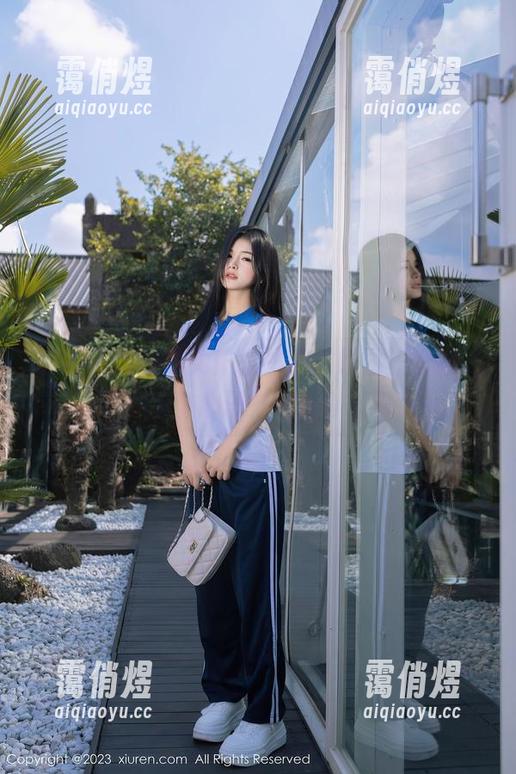 秀人网-区静瑶 秀人网 - 翻阅女仆的图册,原图里面藏了多少小心思?—区静瑶篇