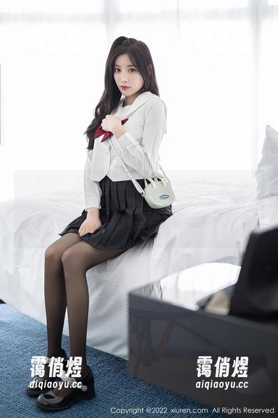 秀人网-夏诗诗Sally 秀人网 - 夏诗诗Sally黑色:让你重新思考黑的正确姿势,精选作品带你走入另一个‘荧幕’