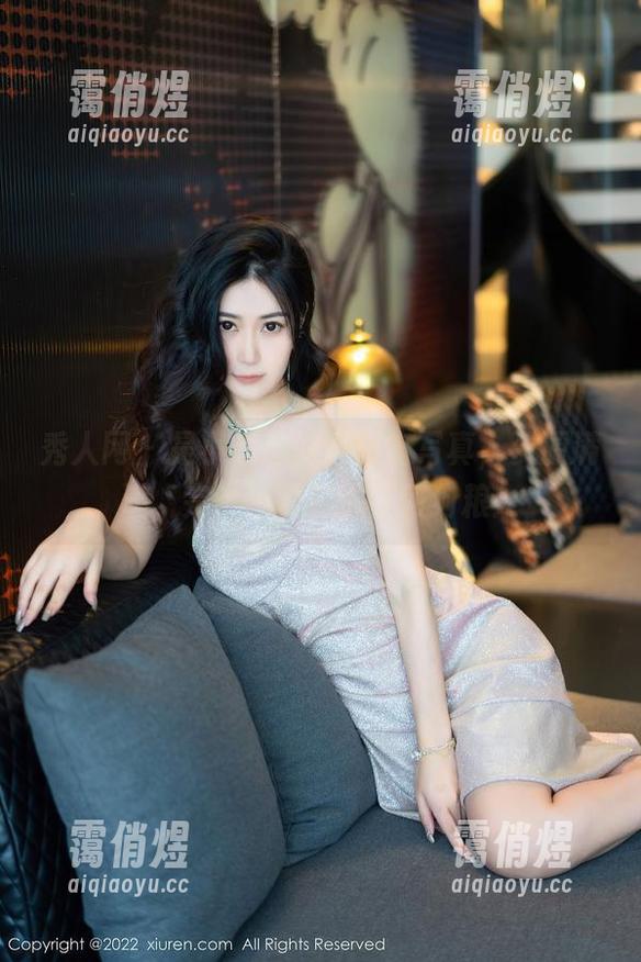 秀人网-是小逗逗 秀人网 - 是小逗逗的巴厘岛写真,资源满满,完全不需要买任何狗粮!