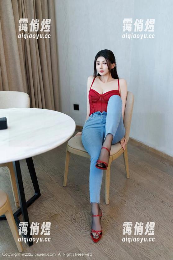 秀人网-温妮 秀人网 - 穿上体操服,温妮的免费写真值得你点赞!