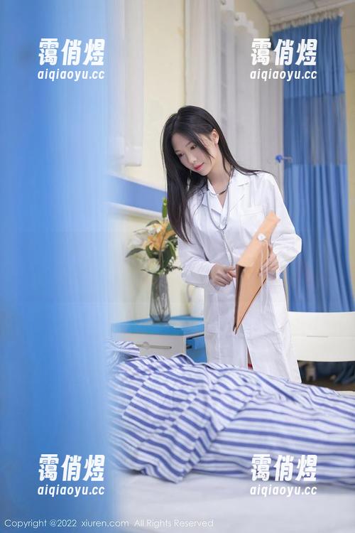 秀人网-王馨瑶yanni 秀人网 - 王馨瑶yanni的免费裸足作品让我开始关注脚指头的艺术可能,哈哈!