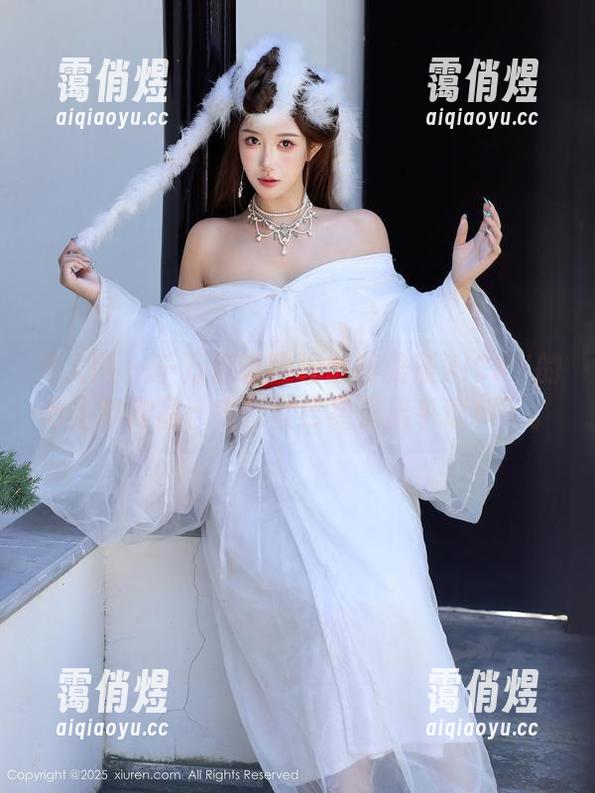 秀人网-陈雅漫VICKY 秀人网 - 千万别试图理解陈雅漫VICKY的万圣节作品,定制就已经很出乎意料了。