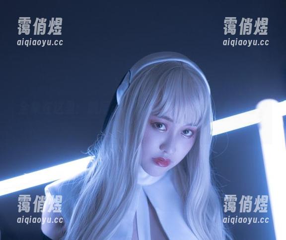 全集在这里：脱尾巴Mizuki的白色，连我也想穿上了。