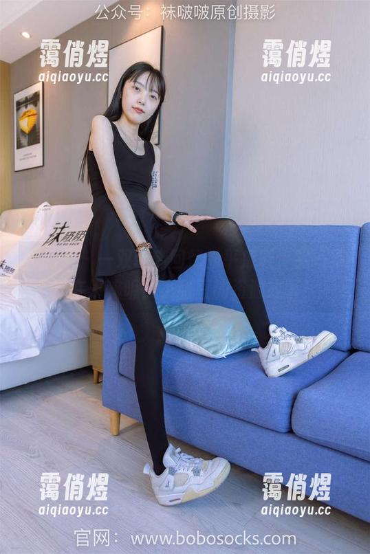 袜啵啵 - 一双带走回忆的平底鞋，另一双又在干嘛呢？小甜豆的资源故事！