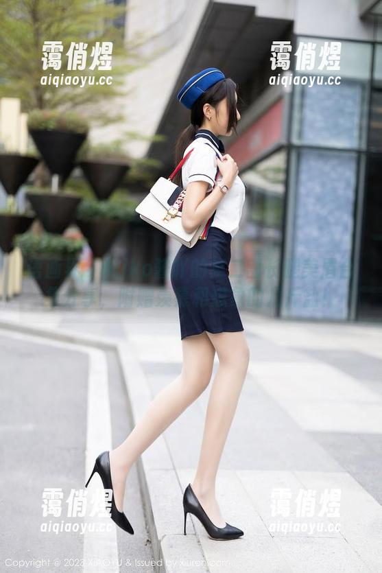 语画界-Miko酱吖 语画界 - Miko酱吖的第二部长腿美眉合集分享,附赠羡慕和想象的几斤盐!