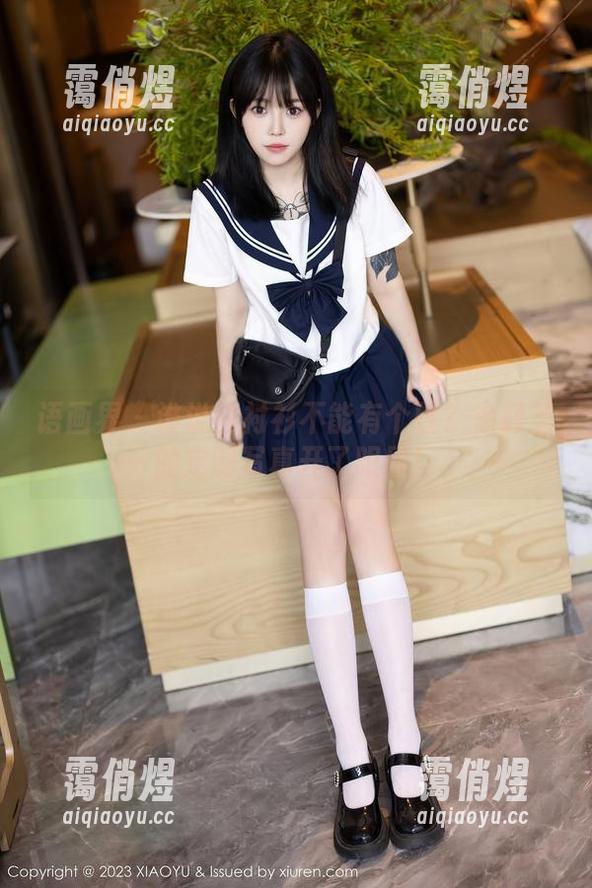 语画界-徐莉芝 语画界 - 谁说白衬衫不能有个性?徐莉芝的定制写真开了眼界!